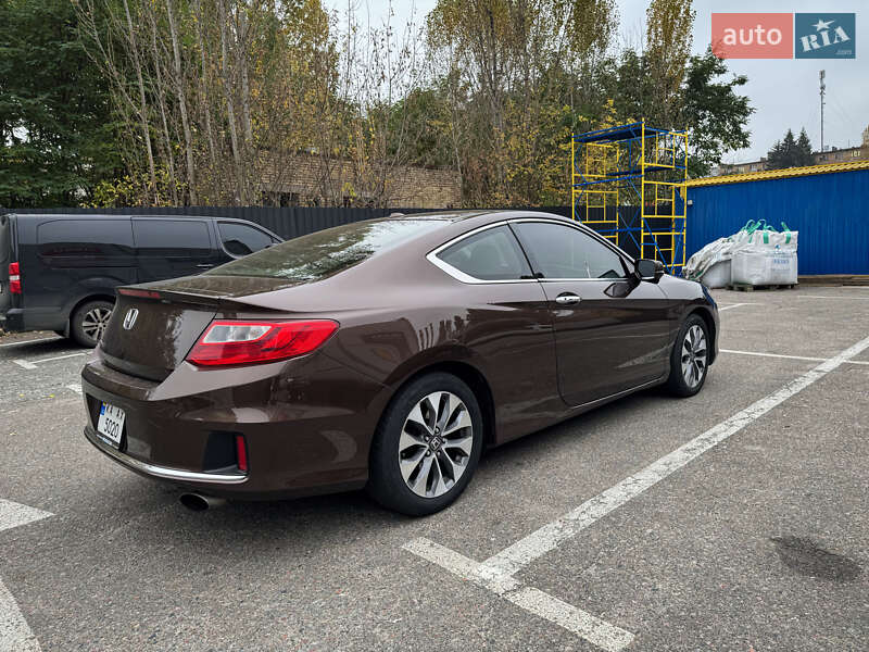 Купе Honda Accord 2013 в Киеве