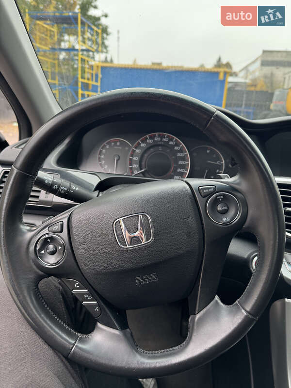 Купе Honda Accord 2013 в Киеве