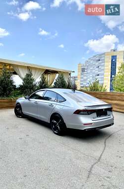 Седан Honda Accord 2023 в Киеве