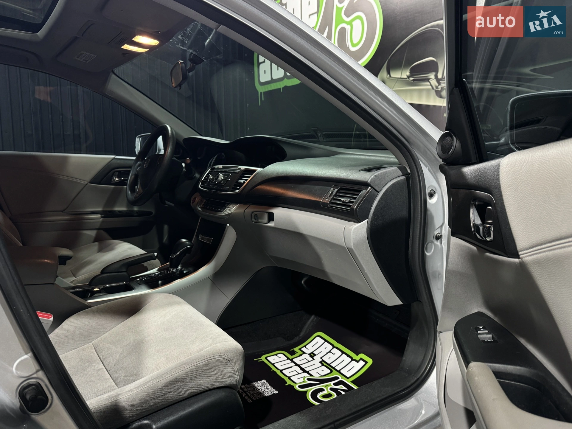2013 Honda Accord - мініатюра 16