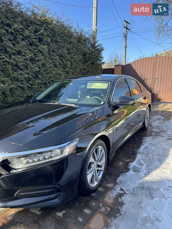 Седан Honda Accord 2017 в Киеве