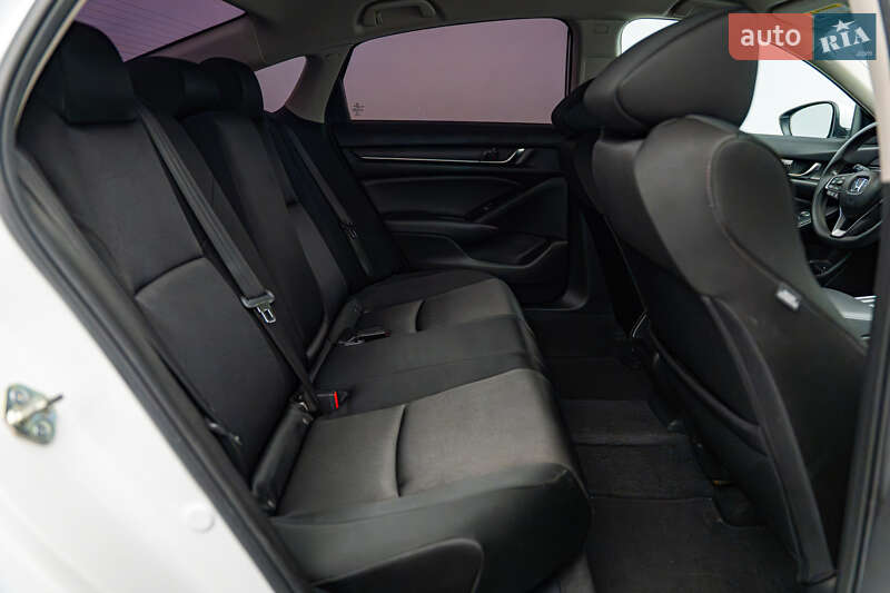 Седан Honda Accord 2020 в Киеве