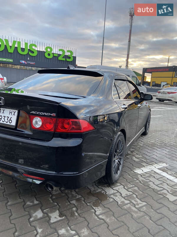 Седан Honda Accord 2006 в Киеве