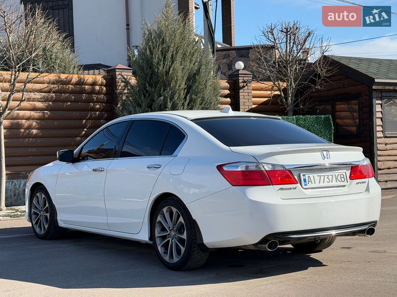 Седан Honda Accord 2014 в Киеве