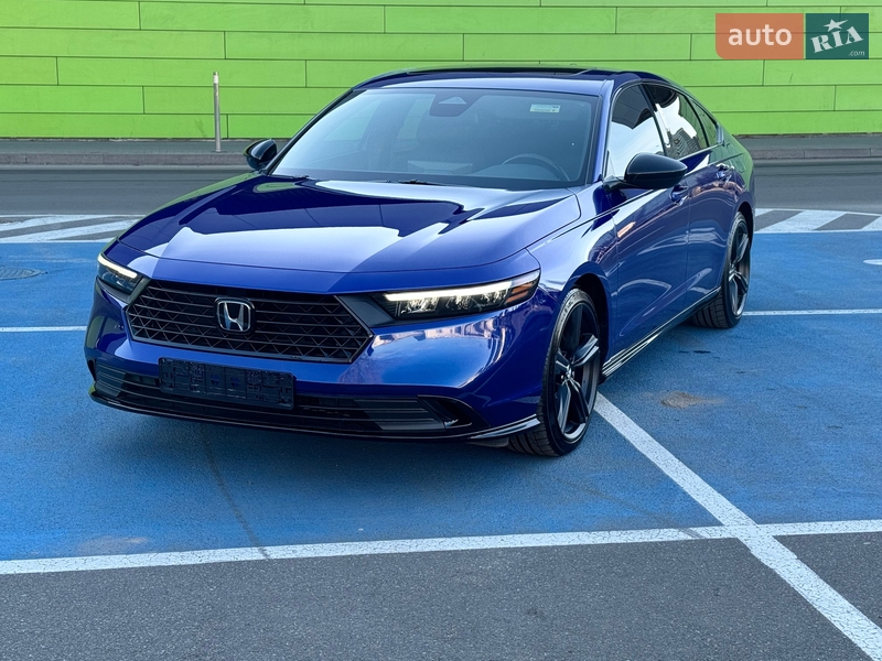 Седан Honda Accord 2023 в Киеве