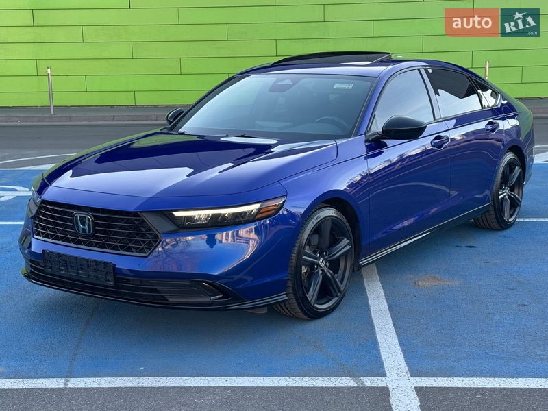 Седан Honda Accord 2023 в Киеве