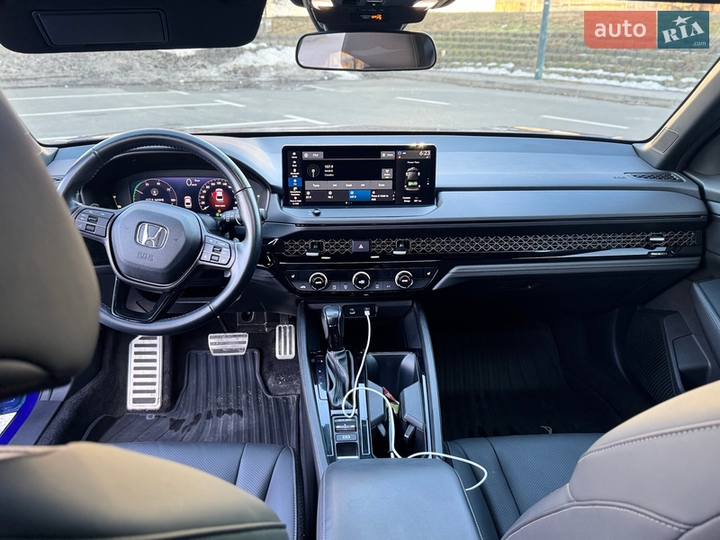 Седан Honda Accord 2023 в Киеве