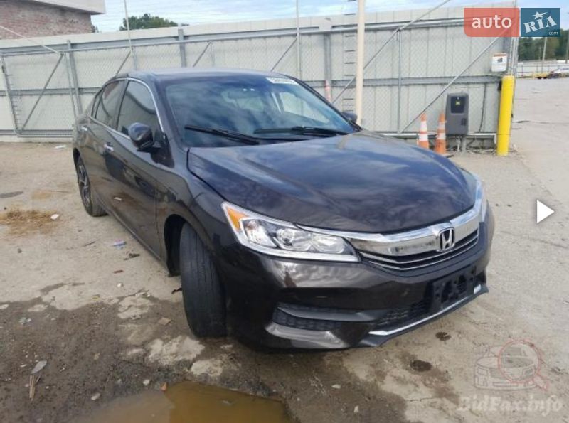 Седан Honda Accord 2016 в Хмельницком