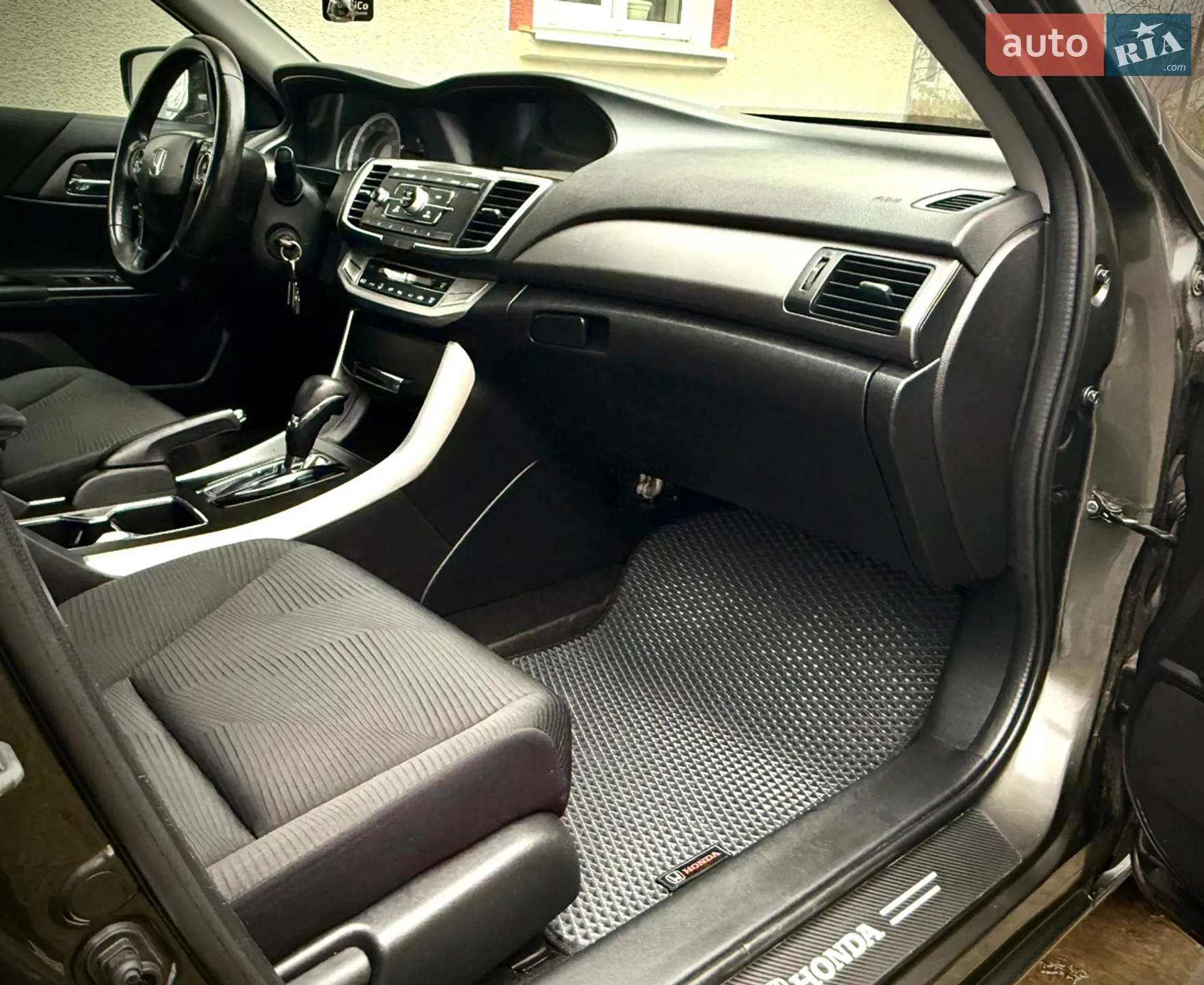 2014 Honda Accord - мініатюра 25