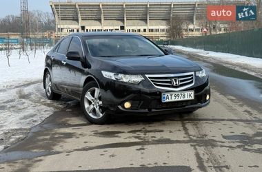 Седан Honda Accord 2011 в Ивано-Франковске