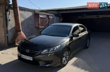 Седан Honda Accord 2014 в Одессе