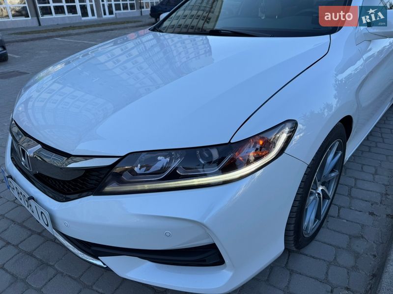 Купе Honda Accord 2015 в Ивано-Франковске