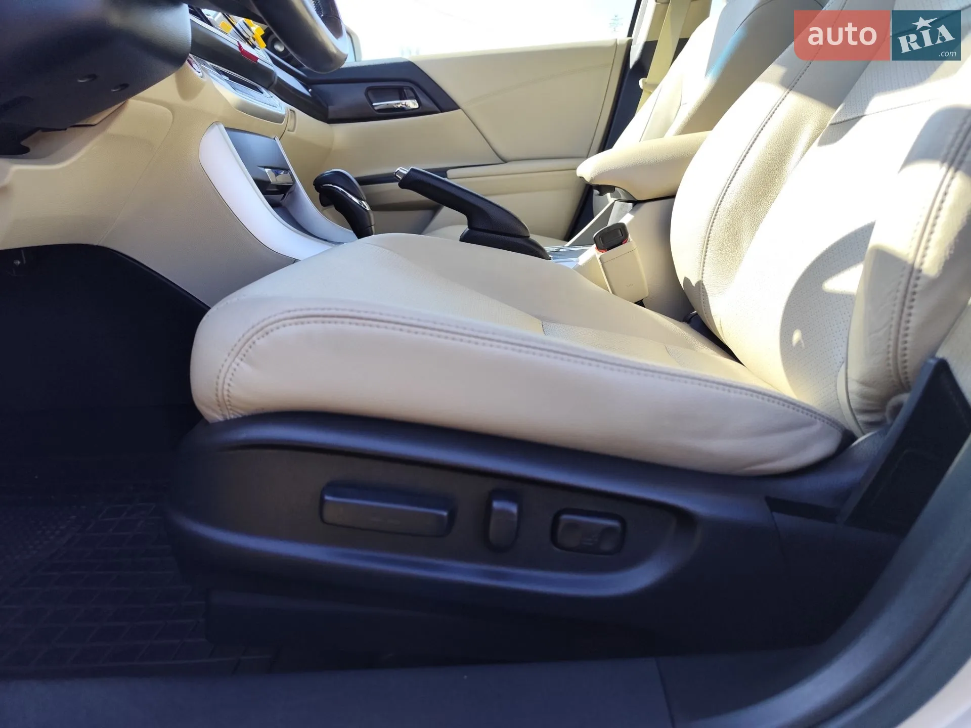 2013 Honda Accord - мініатюра 14