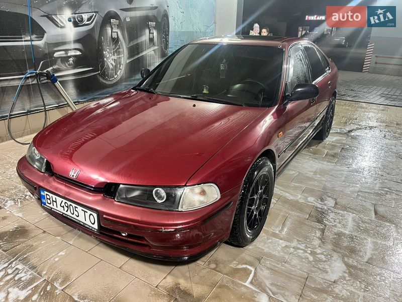 Седан Honda Accord 1994 в Измаиле
