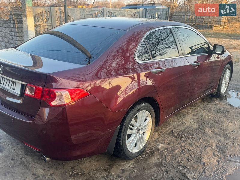 Седан Honda Accord 2011 в Петриковке