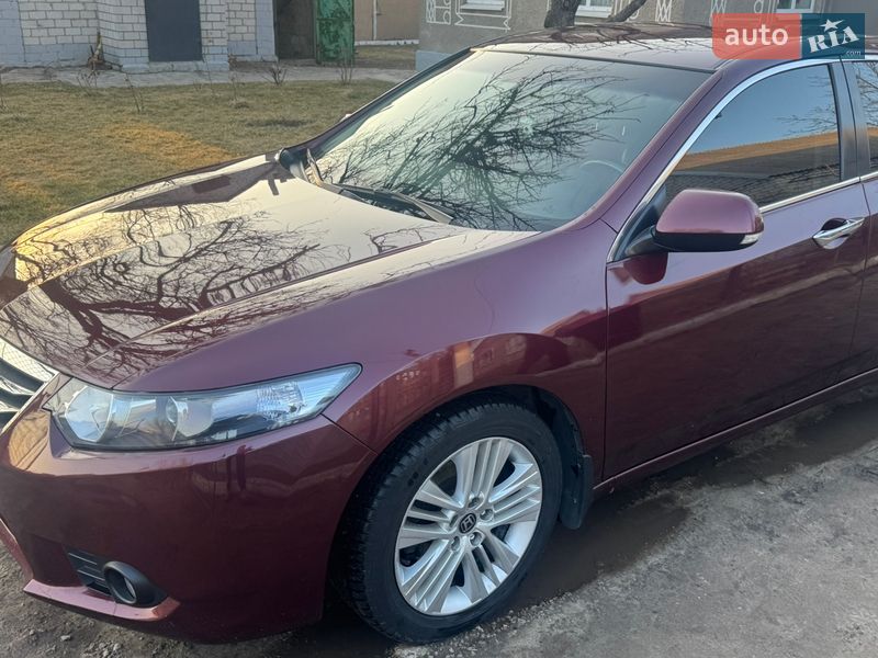Седан Honda Accord 2011 в Петриковке