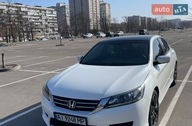 Седан Honda Accord 2013 в Киеве