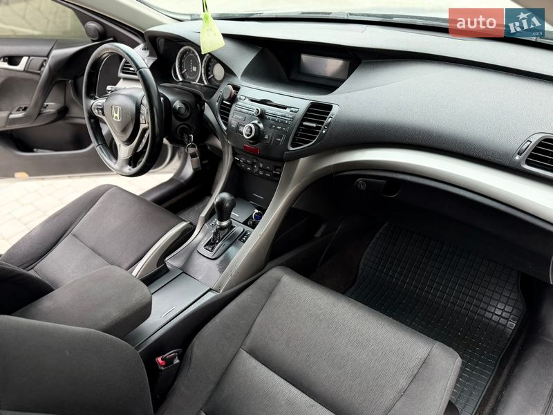 Седан Honda Accord 2008 в Полтаве