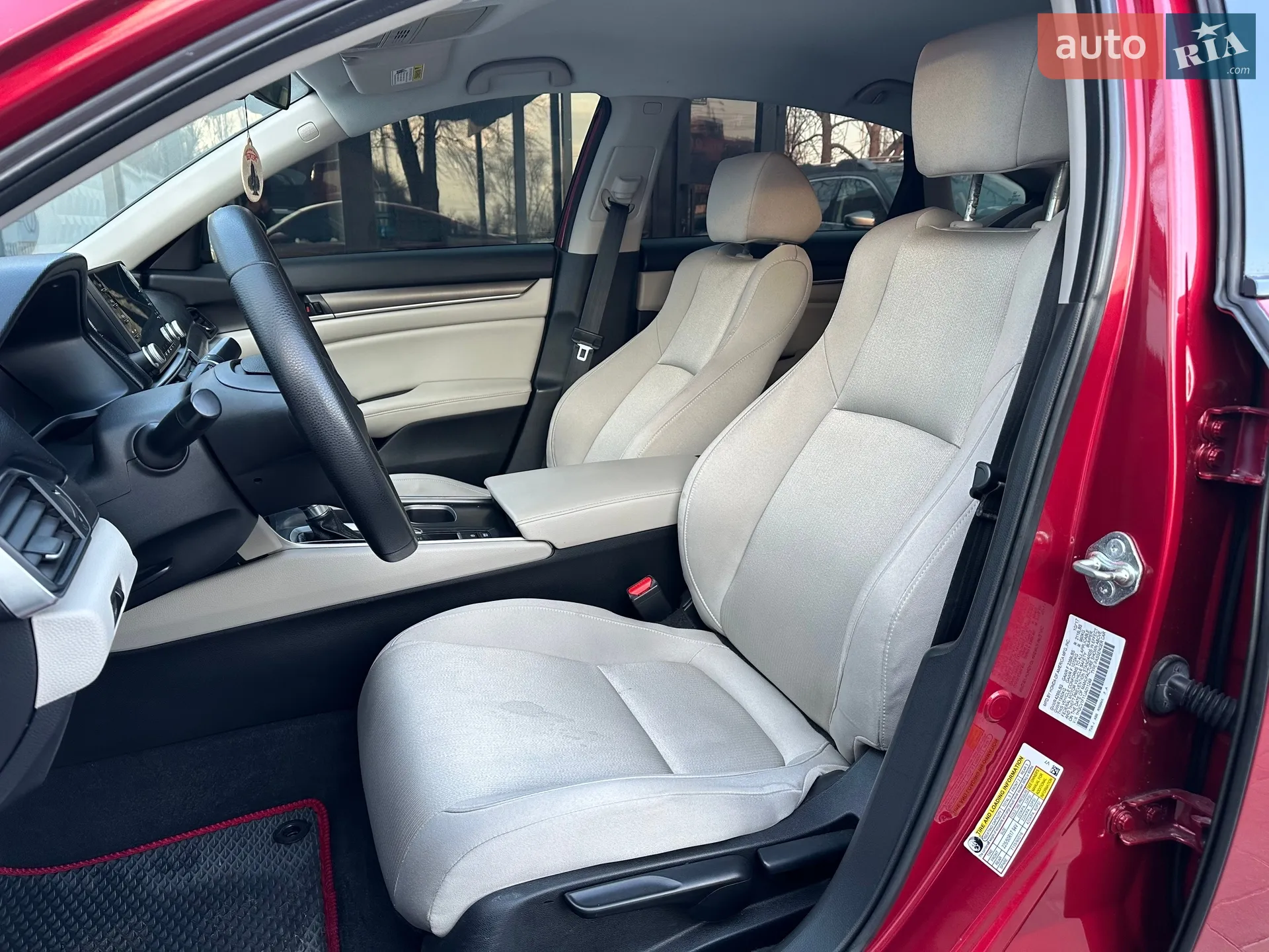 2017 Honda Accord - мініатюра 16