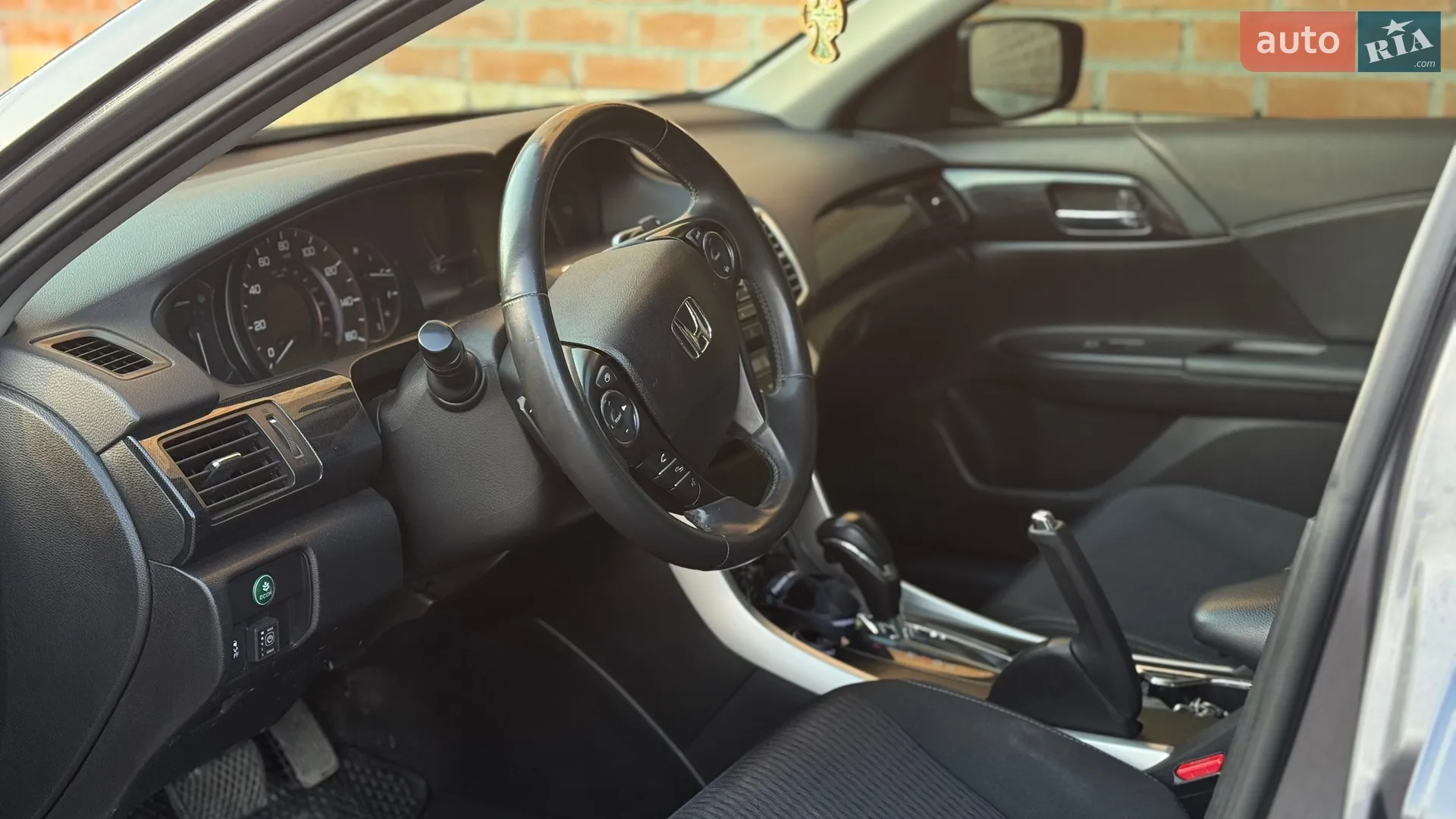 2015 Honda Accord - мініатюра 28