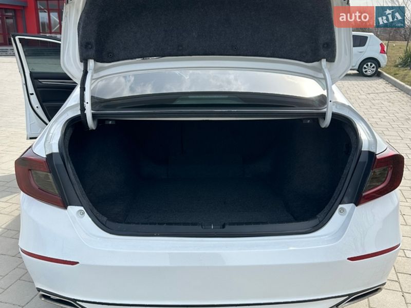 Седан Honda Accord 2019 в Рівному