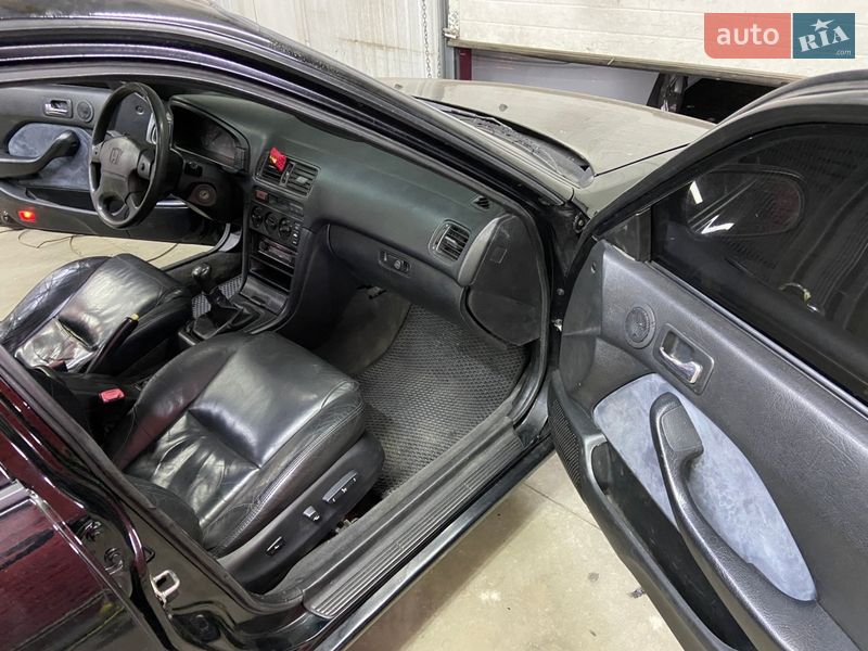 Седан Honda Accord 1993 в Киеве