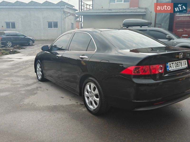 Седан Honda Accord 2006 в Калуші