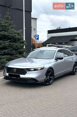 Седан Honda Accord 2023 в Киеве