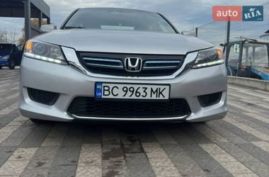 Седан Honda Accord 2015 в Львові