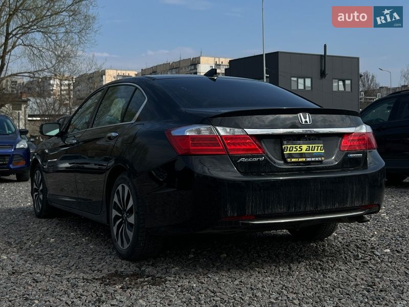 Седан Honda Accord 2014 в Львове