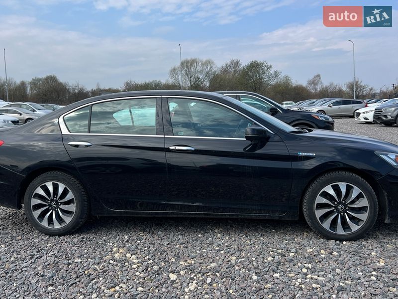 Седан Honda Accord 2014 в Львове