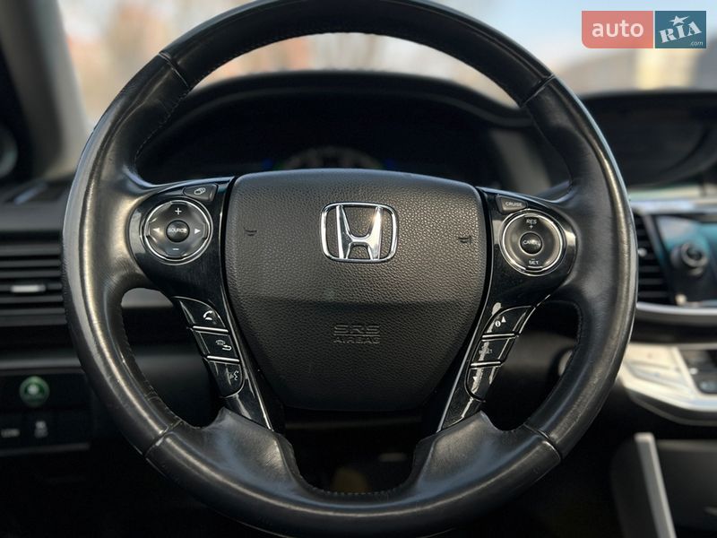Седан Honda Accord 2014 в Львове