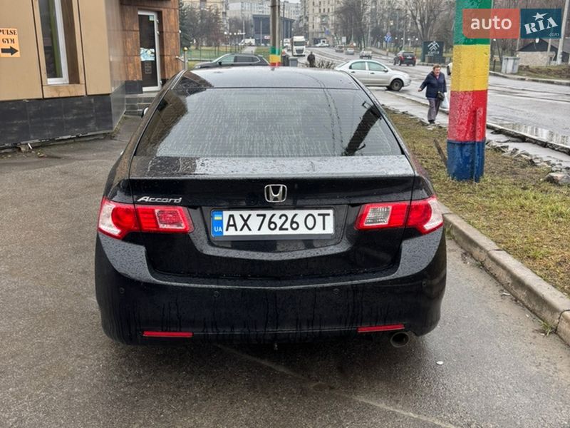 Седан Honda Accord 2010 в Харькове