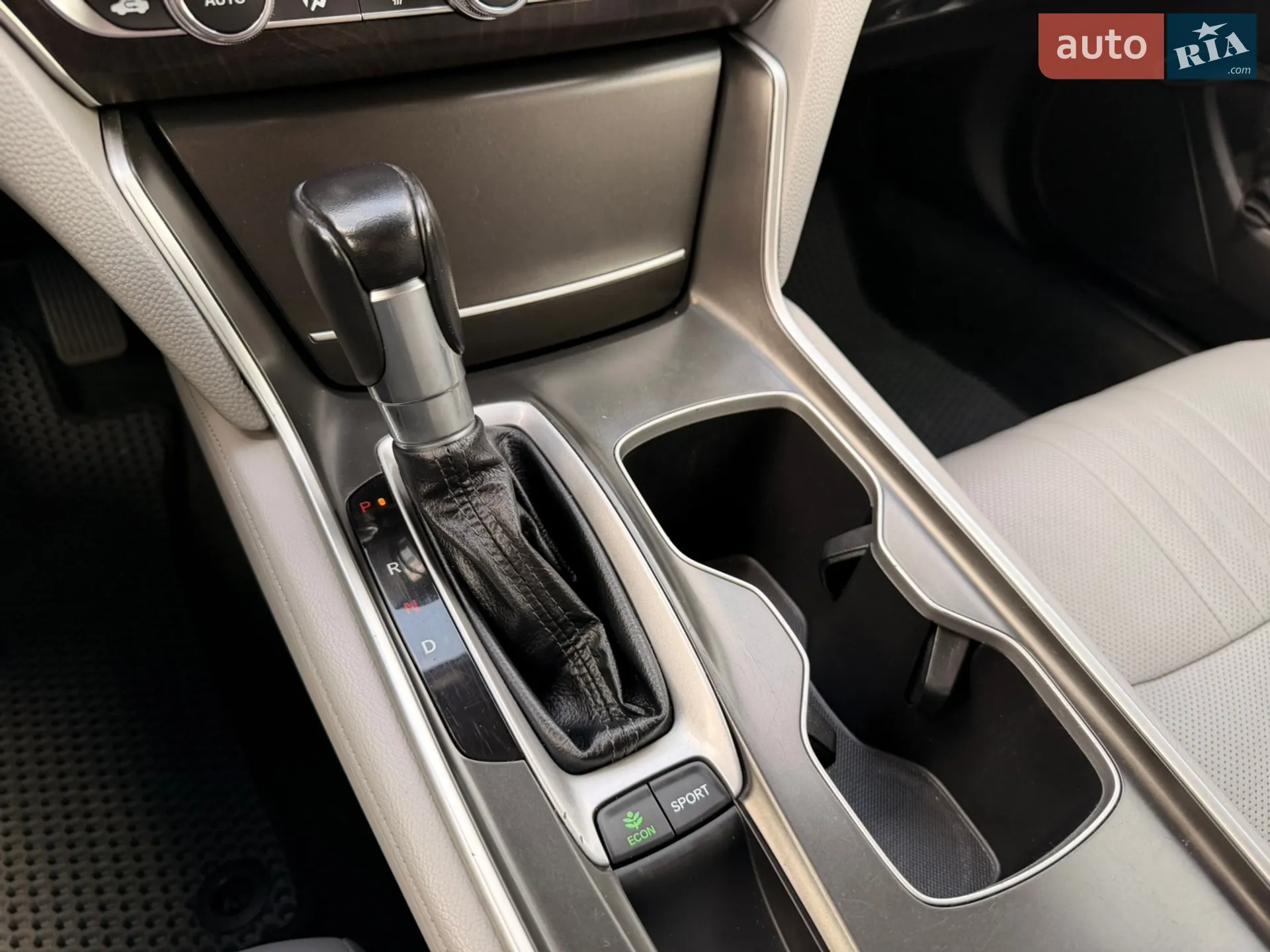 2018 Honda Accord - мініатюра 44
