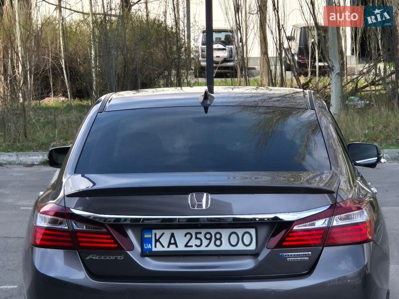Седан Honda Accord 2016 в Днепре