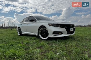Седан Honda Accord 2018 в Запорожье