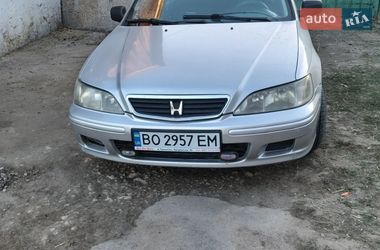 Седан Honda Accord 1999 в Волочиске