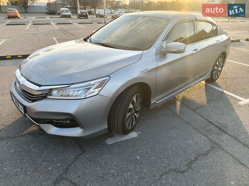 Седан Honda Accord 2017 в Днепре