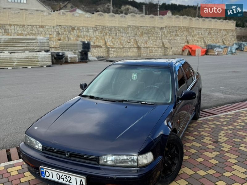 Седан Honda Accord 1992 в Могилев-Подольске фото 3 Седан Honda Accord 1992 в Могилев-Подольске