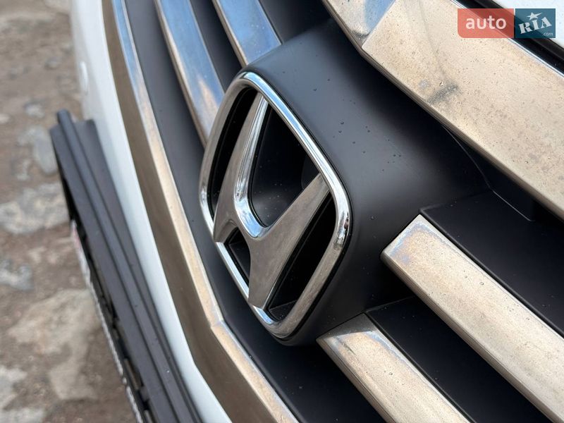 Седан Honda Accord 2012 в Охтирці