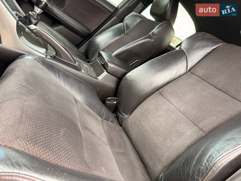 Седан Honda Accord 2012 в Охтирці