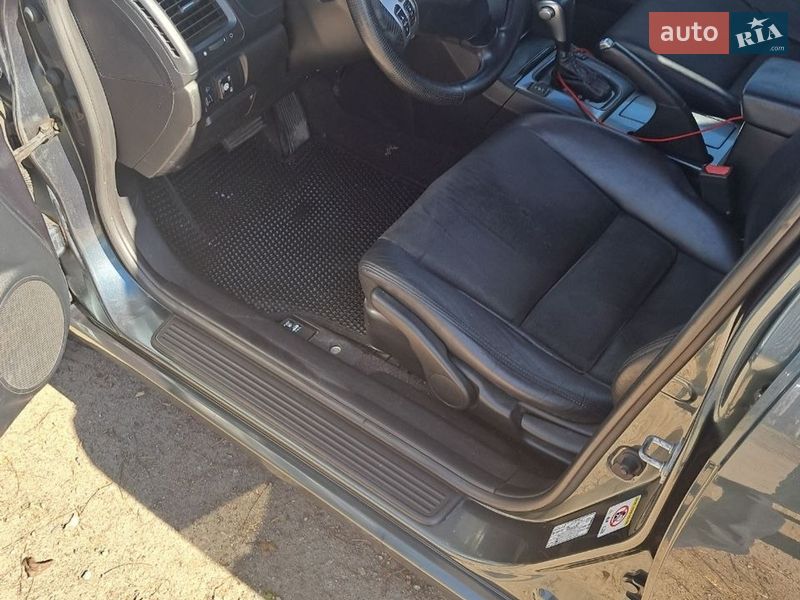 Седан Honda Accord 2005 в Вишневом