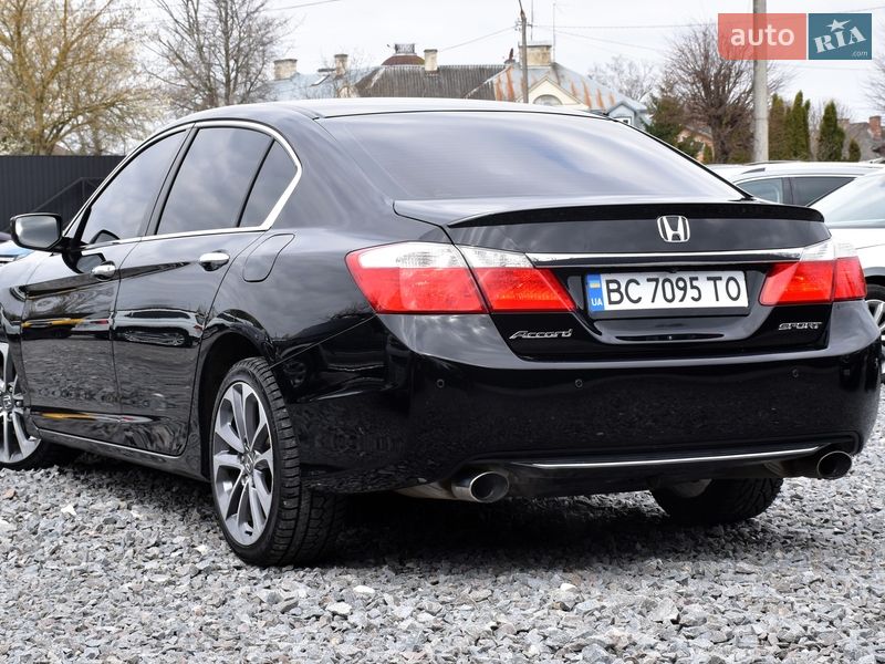 Седан Honda Accord 2014 в Дрогобичі