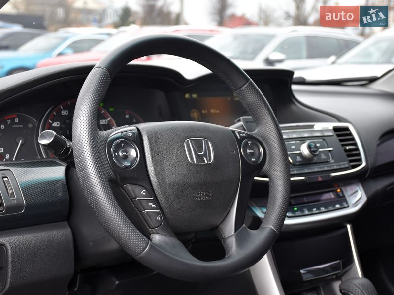 Седан Honda Accord 2014 в Дрогобичі