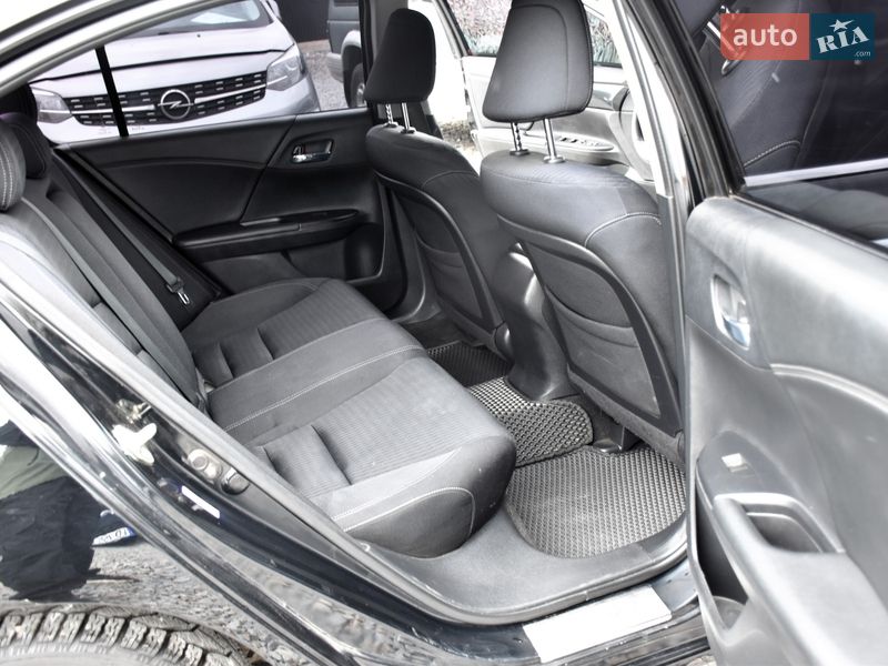 Седан Honda Accord 2014 в Дрогобичі