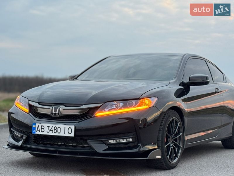 Купе Honda Accord 2016 в Виннице