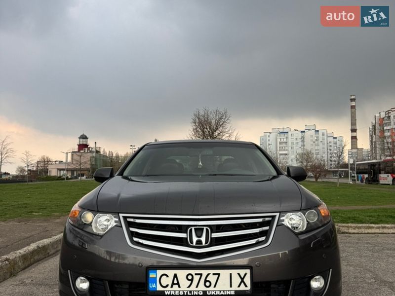 Седан Honda Accord 2010 в Черкассах