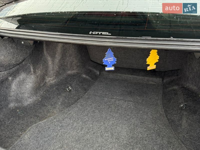 Седан Honda Accord 2010 в Черкассах