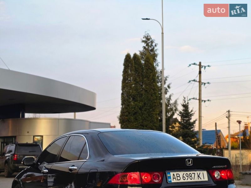 Седан Honda Accord 2005 в Виннице