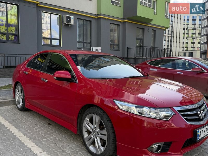 Седан Honda Accord 2012 в Ивано-Франковске